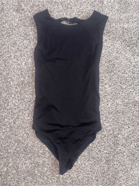 Unsure Tops - Black Buckle Back Bodysuit ✨ Edgy Cutout Clubwear Festival Top Size S (Runs M)